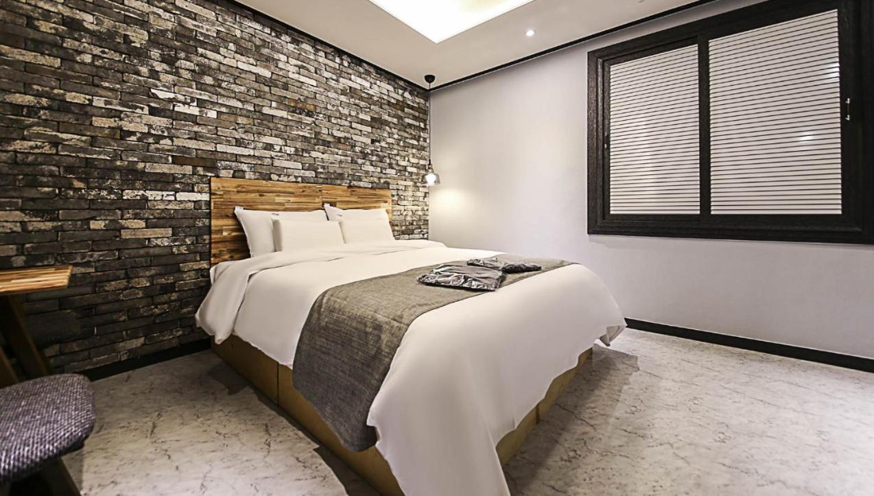 Hotel Parfe Чхонан Екстер'єр фото